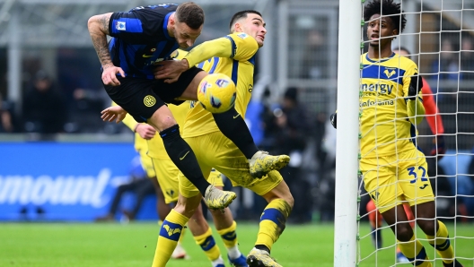 MILAN, ITALY - JANUARY 06:  Marko Arnautovic of FC Internazionale in action during the Serie A TIM match between FC Internazionale and Hellas Verona FC at Stadio Giuseppe Meazza on January 06, 2024 in Milan, Italy. (Photo by Mattia Pistoia - Inter/Inter via Getty Images)