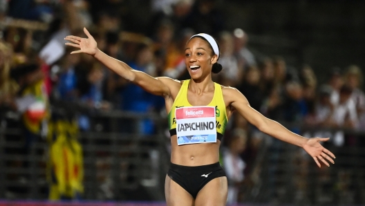 Foto Massimo Paolone/LaPresse 2 Giugno 2023 - Firenze, Italia - sport, atletica - Golden Gala Pietro Mennea 2023 - Salto in lungo femminile - Stadio Ridolfi. Nella foto: Larissa Iapichino

June 2, 2023 Florence, Italy - sport, athletic - Golden Gala Pietro Mennea 2023 - Long Jump WomanRidolfi Stadium. In the pic: Larissa Iapichino