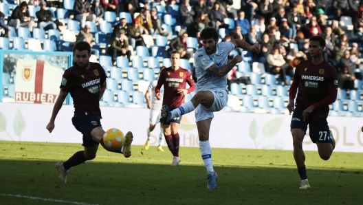 Foto Gianni Santandrea/LaPresse  20 Gennaio 2024   Reggio Emilia, Italia - sport, calcio - Reggiana vs Como -  Campionato di calcio Serie BKT 2023/2024 - Mapei Stadium Nella foto:  gol CutroneJanuary 20, 2024, Reggio Emilia, Italy - sport, football - Reggiana vs Como - Serie BKT 2023/2024 football championship - Mapei Stadium In the photo: gol Cutrone