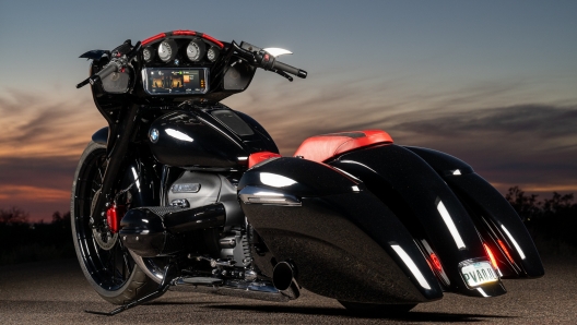 Paul Yaffe’s custom BMW R-18 near Florence, Arizona, USA. Tuesday, December 26, 2023. Photography ©2023 Michael Lichter.