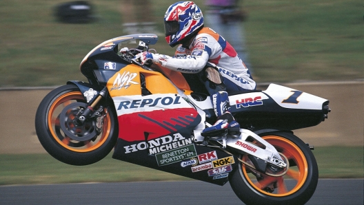 mick_doohan_gpaustralia_honda_nsr_500_1995