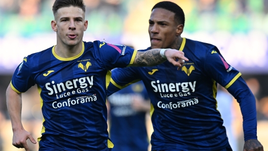 VERONA, ITALY - JANUARY 28: Tomas Suslov of Hellas Verona  celebrates after scoring the opening goal during the Serie A TIM match between Hellas Verona FC and Frosinone Calcio - Serie A TIM  at Stadio Marcantonio Bentegodi on January 28, 2024 in Verona, Italy. (Photo by Alessandro Sabattini/Getty Images)