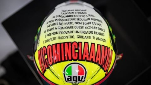 Casco Bezzecchi test malesia