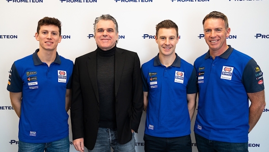 Andrea Locatelli, Roberto Righi (Prometeon), Jonathan Rea e Paul Denning