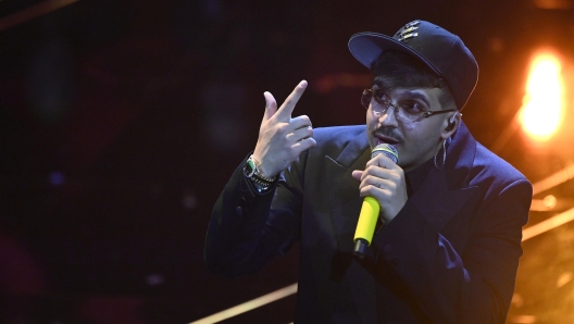 Italian singer Geolier performs on stage at the Ariston theatre during the 74th Sanremo Italian Song Festival in Sanremo, Italy, 09 February 2024. The music festival runs from 06 to 10 February 2024.   ANSA/RICCARDO ANTIMIANI