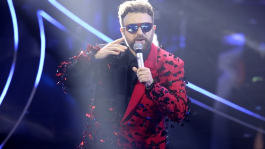 SANREMO, ITALY - FEBRUARY 10: Dargen D'Amico attends the 74th Sanremo Music Festival 2024 at Teatro Ariston on February 10, 2024 in Sanremo, Italy. (Photo by D.Venturelli/Daniele Venturelli/Getty Images )