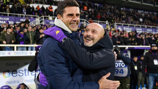 Foto Massimo Paolone/LaPresse - 9 Gennaio 2024 - Firenze (Italia) - Sport - Fiorentina vs Bologna - Quarti Coppa Italia Frecciarossa 2023/2024 - Stadio Artemio Franchi. Nella foto: Thiago Motta (Bologna F.C.) e Vincenzo Italiano (ACF Fiorentina)   January 9, 2024 Florence (Italy) - Sport - Fiorentina vs Bologna - Round of 8 Frecciarossa Italian Cup 2023/2024 - Artemio Franchi Stadium. In the pic: Thiago Motta (Bologna F.C.) and Vincenzo Italiano (ACF Fiorentina)