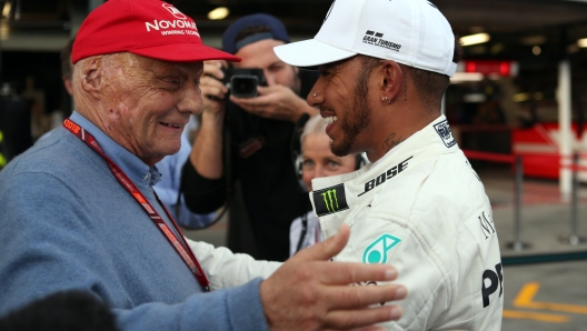 © Photo4 / LaPresse
24/03/2018 Melbourne, Australia
Sport 
Grand Prix Formula One Australia 2018
In the pic: pole position Nikki Lauda (AU), Mercedes and Lewis Hamilton (GBR) Mercedes AMG F1 W09