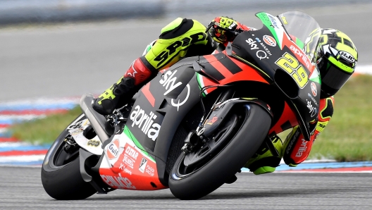 aprilia 2019 iannone motogp rs-gp