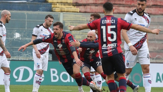 TARANTO 24-02-2024
CAMPIONATO DI CALCIO DI SERIE C GIRONE C 28 ^ GIORNATA
PARTITA TARANTO VS CATANIA
IN FOTO ESULTANZA AL GOL DI DE MARCHI