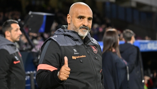 Salernitanas coach Fabio Liverani looks on prior the Italian Serie A soccer match US Salernitana vs AC Monza at the Arechi stadium in Salerno, Italy, 24 February 2024. ANSA/MASSIMO PICA