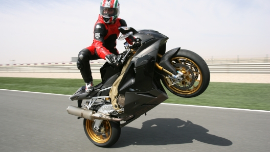 aprilia rsv2 factory