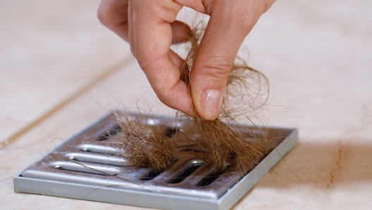 Quanti capelli si perdono con lo shampoo