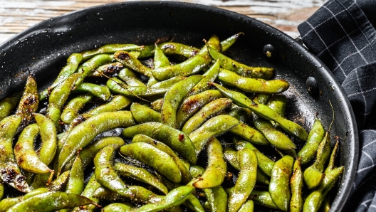 Edamame: cosa sono, a cosa fanno bene e come si cucinano