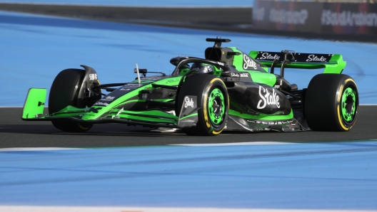 Sauber driver Valtteri Bottas of Finland steers his car during the third practice session ahead of the Formula One Saudi Arabian Grand Prix at the Jeddah Corniche Circuit in Jeddah, Saudi Arabia, Friday, March 8, 2024. Saudi Arabian Grand Prix will be held on Saturday, March 9, 2024. (AP Photo/Darko Bandic)