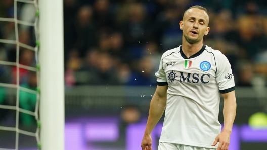 Napoli?s Stanislav Lobotka   during the Serie A soccer  match between Inter  and Napoli  at the San Siro Stadium in Milan , north Italy - Sunday , March 17, 2024. Sport - Soccer . (Photo by Spada/LaPresse)