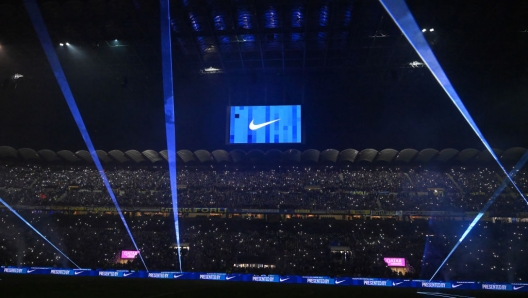 MILAN, ITALY - FEBRUARY 04:  A general view inside the stadium as the fans of FC Internazionale perform a Tifo prior to kick- off ahead the Serie A TIM match between FC Internazionale and Juventus - Serie A TIM  at Stadio Giuseppe Meazza on February 04, 2024 in Milan, Italy. (Photo by Mattia Pistoia - Inter/Inter via Getty Images)