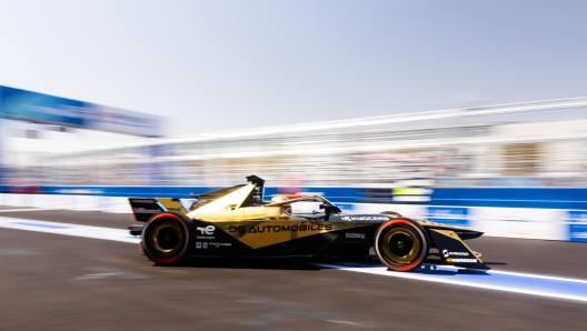 25 VERGNE Jean-Eric (fra), DS Penske, DS E-Tense FE23, action during the 2024 Tokyo ePrix, 4th meeting of the 2023-24 ABB FIA Formula E World Championship, on the Tokyo Street Circuit from March 28 to 30, 2024 in Tokyo, Japan - Photo Joao Filipe / DPPI