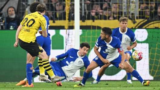 DORTMUND, GERMANY - APRIL 16: Marcel Sabitzer of Borussia Dortmund scores his team's fourth goal during the UEFA Champions League quarter-final second leg match between Borussia Dortmund and Atletico Madrid at Signal Iduna Park on April 16, 2024 in Dortmund, Germany. (Photo by Stuart Franklin/Getty Images)