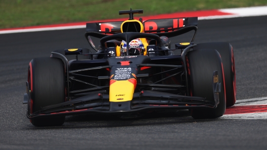 SHANGHAI, CHINA - APRIL 20: Max Verstappen of the Netherlands driving the (1) Oracle Red Bull Racing RB20 on track during qualifying ahead of the F1 Grand Prix of China at Shanghai International Circuit on April 20, 2024 in Shanghai, China. (Photo by Lars Baron/Getty Images)