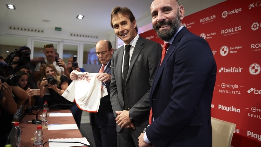 SEVILLE, SPAIN - JUNE 05: Julen Lopetegui and Sport director of Sevilla FC Ramon Rodriguez "Monchi" attends the unveiling of Julen Lopetegui as manager of Sevilla FC on June 05, 2019 in Seville, Spain. (Photo by Aitor Alcalde/Getty Images)