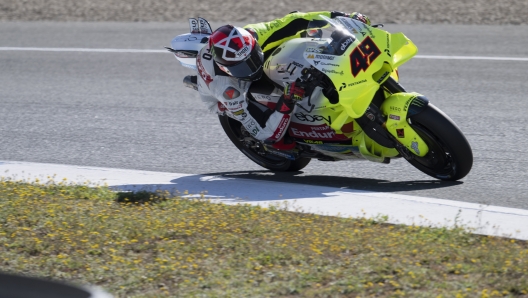 JEREZ DE LA FRONTERA, SPAIN - APRIL 29: Fabio Di Giannantonio of Italy and Pertamina Enduro VR46 Racing Team rounds the bend during the Jerez MotoGP Official Test on April 29, 2024 in Jerez de la Frontera, Spain. (Photo by Mirco Lazzari gp/Getty Images)