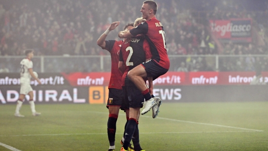 Genoa?s Morten Thorsby celebrates after scoring the 1-0 goal for his team during the Serie A soccer match between Genoa and Cagliari at the Luigi Ferraris Stadium in Genoa, Italy - Saturday, April 29, 2024. Sport - Soccer . (Photo by Tano Pecoraro/Lapresse)