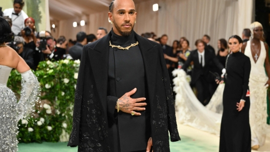 Lewis Hamilton al Met Gala 2024. Getty