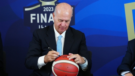Умберто Гандини на пресс-конференции по презентации финалов LBA Legabasket Serie A UnipolSAI
