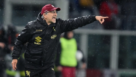 Torino coach Ivan Juric gesture during the italian Serie A soccer match Torino FC vs Bologna FC at the Olimpico Grande Torino Stadium in Turin, Italy, 3 May 2024 ANSA/ALESSANDRO DI MARCO