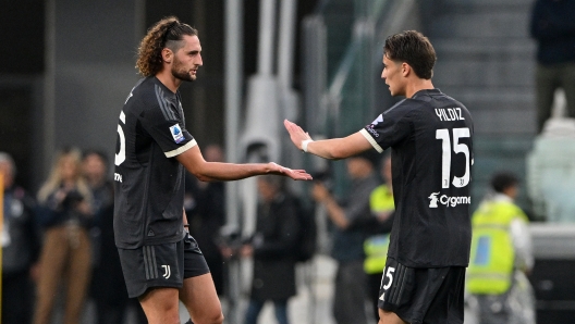 TURIN, ITALY - MAY 12: Adrien Rabiot of Juventus giving a hi-five to his teammate Kenan Yildiz during the Serie A TIM match between Juventus and US Salernitana at Allianz Stadium on May 12, 2024 in Turin, Italy. (Photo by Chris Ricco - Juventus FC/Juventus FC via Getty Images)