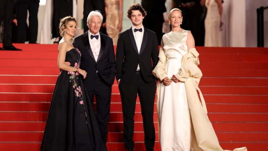 Richard Gere a Cannes 2024, l'abbraccio al figlio Homer