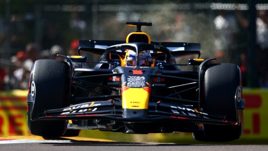 IMOLA, ITALY - MAY 18: Max Verstappen of the Netherlands driving the (1) Oracle Red Bull Racing RB20 on track during qualifying ahead of the F1 Grand Prix of Emilia-Romagna at Autodromo Enzo e Dino Ferrari Circuit on May 18, 2024 in Imola, Italy. (Photo by Clive Rose/Getty Images)