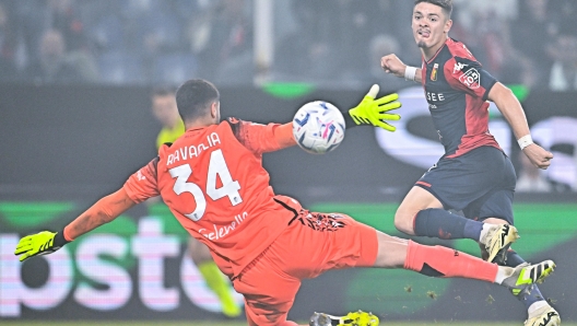 Genoas Portuguese forward Vitor Vitinha scores a goal during the Italian Serie A soccer match Genoa Cfc vs Bologna FC at Luigi Ferraris stadium in Genoa, Italy, 24 May 2024. ANSA/STRINGER