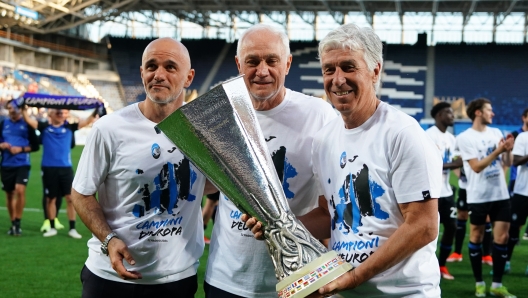 Atalanta?s Giampero Gasperini , Antonio Percassi , Luca Percassi celebrate winning the Europa League  after the Serie A soccer match between Atalanta  and Torino at the Gewiss Stadium  , north Italy - Sunday 26 May , 2024. Sport - Soccer . (Photo by Spada/LaPresse)