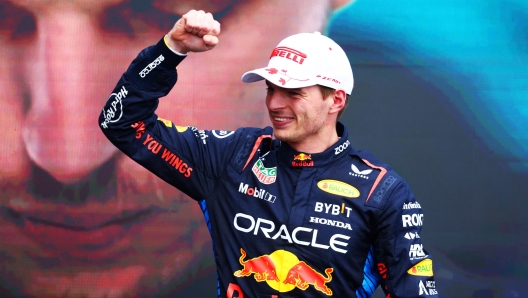 MONTREAL, QUEBEC - JUNE 09: Race winner Max Verstappen of the Netherlands and Oracle Red Bull Racing celebrates on the podium after the F1 Grand Prix of Canada at Circuit Gilles Villeneuve on June 09, 2024 in Montreal, Quebec.   Clive Rose/Getty Images/AFP (Photo by CLIVE ROSE / GETTY IMAGES NORTH AMERICA / Getty Images via AFP)