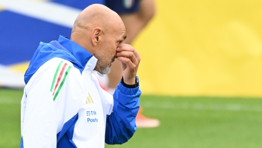 Italys head coach Luciano Spalletti attends a training session of the national team in Iserlohn, Germany, 21 June 2024.. ANSA/DANIEL DAL ZENNARO