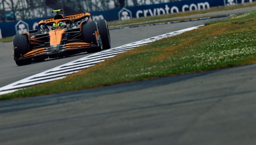 McLaren's British driver Lando Norris takes part in the first practice session ahead of the Formula One British Grand Prix at the Silverstone motor racing circuit in Silverstone, central England, on July 5, 2024. (Photo by BENJAMIN CREMEL / AFP)