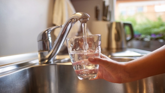 L'acqua del rubinetto è sicura? Ecco cosa dicono gli esperti