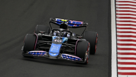 Alpine driver Pierre Gasly of France steers his car during the qualifying ahead of Sunday's Formula One Hungarian Grand Prix auto race, at the Hungaroring racetrack in Mogyorod, near Budapest, Hungary, Saturday, July 20, 2024. (AP Photo/Denes Erdos)