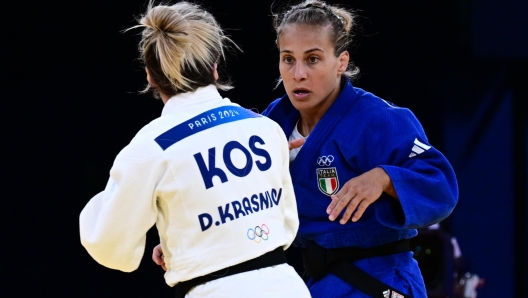 Si ferma la corsa all'oro del judo per Odette Giuffrida ai Giochi di Parigi. L'azzurra è stata battuta ai quarti dalla kosovara Distria Krasniqi e ora affronterà nella finalina per il bronzo la brasiliana Larissa Pimenta, Parigi 28 luglio 2024. ANSA/CIRO FUSCO