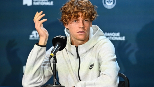 MONTREAL, CANADA - AUGUST 05: Jannik Sinner of Italy addresses the media ahead of the ATP Masters 1000 National Bank Open at Stade IGA on August 5, 2024 in Montreal, Canada.   Minas Panagiotakis/Getty Images/AFP (Photo by Minas Panagiotakis / GETTY IMAGES NORTH AMERICA / Getty Images via AFP)