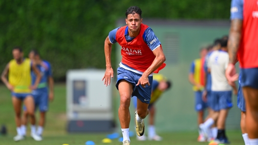 COMO, ITALY - AUGUST 14: Alessandro Fontanarosa of FC Internazionale in action during the FC Internazionale training session at BPER Training Centre at Appiano Gentile on August 14, 2024 in Como, Italy. (Photo by Mattia Pistoia - Inter/Inter via Getty Images)