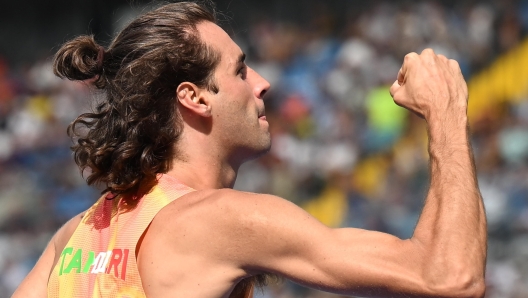 epa11564130 Gianmarco Tamberi of Italy competes in the men's High Jump final event during the Diamond League atletics meeting - Kamila Skolimowska Memorial, at the Silesian Stadium in Chorzow, southern Poland, 25 August 2024.  EPA/Adam Warzawa POLAND OUT