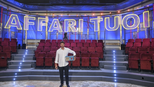 Stefano De Martino durante la presentazione della trasmissione televisiva Affari Tuoi in onda su Rai Uno, Roma, 27 agosto 2024. ANSA/RICCARDO ANTIMIANI