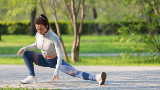 Stretching per allenamento corsa dopo le vacanze