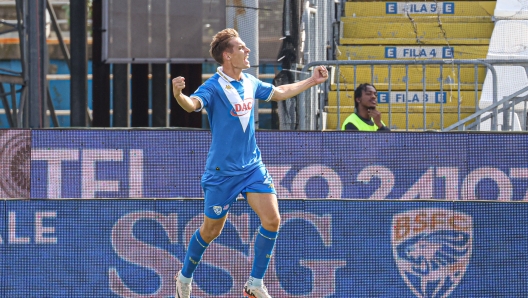 Giacomo Olzer (Brescia Calcio) celebrates after scoring goal during the Serie Bkt match between Brescia and Frosinone at the Mario Rigamonti Stadium, Saturday, Sep. 14, 2024. Sports - Soccer. (Photo by Stefano Nicoli/LaPresse)