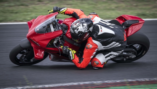 Ducati Panigale V4 S