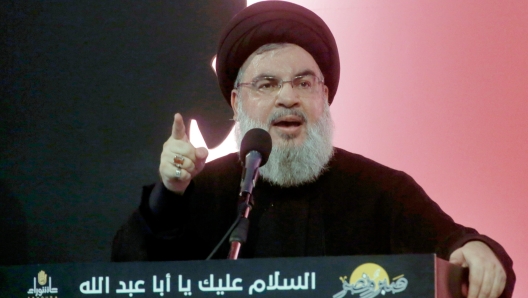 epa11629816 (FILE) Hezbollah leader Hassan Nasrallah speaks on Ashura day in southern Beirut, Lebanon, 11 October 2016 (reissued 27 September 2024). The Israeli army (Tsahal) said on 28 September 2024 on X (formerly Twitter) that Hezbollah leader Hassan Nasrallah was killed in an overnight strike on Beirut, but there was no confirmation from the Lebanese armed group.  EPA/NABIL MOUNZER