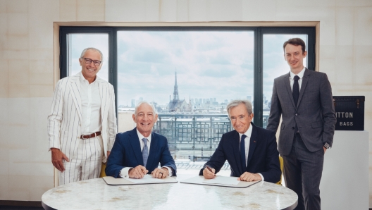 LVMH becomes F1 Global Partner from 2025 in historic ten year deal. Left to right - Stefano Domenicali, President & CEO of Formula 1, Greg Maffei, President & CEO, Liberty Media, Bernard Arnault, Chairman & CEO of LVMH Group and Frédéric Arnault, CEO of LVMH Watches.